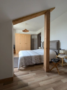 Baisse de prix Maison à Evres de 130m2 avec un Gite 150m2 séparé et des  espaces granges, asinerie . Exclusivité.  