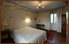 Maison Béarnaise de 5 pièces principales et dépendance à LUCQ DE BEARN (64)