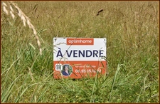 Terrain viabilisé à  LUCQ DE BEARN (64)