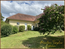 Rare à LUCQ DE BEARN ! Cette villa de plain-pied avec vue sur les Pyrénées !