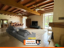 Propriéte de charme en pierre-260 m² d'authenticité et d'élégance
