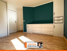 Maison contemporaine avec espaces polyvalents