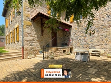 Propriéte de charme en pierre-260 m² d'authenticité et d'élégance