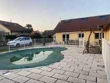 Maison familiale 3 Chambres, avec piscine à GEVREY-CHAMBERTIN + Atelier
