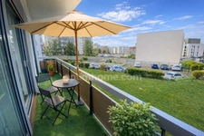 Posez vos valises dans l’un des quartiers les plus recherchés de Dijon. Appartement rénové, lumineux, 2 chambres, balcon et ascenseur au cœur de Wilson.