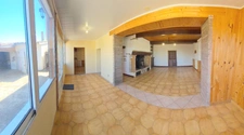 Saint Porquier, maison composé de deux logements (loués), cinq chambres, 252 m², jardin, garages, atelier, entièrement rénové.