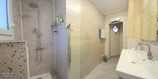 Montech, 141 m², trois chambres dont deux suites parentales, climatisation, poêle à bois,véranda, garage, jardin clos et arboré,, au calme, proche de toutes commodités.