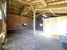Propriété à fort potentiel – Hangars & bâtiments – 450 m² exploitables sur 2 000 m² de terrain – Changement de destination possible