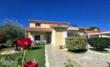 Montech, 141 m², trois chambres dont deux suites parentales, climatisation, poêle à bois,véranda, garage, jardin clos et arboré,, au calme, proche de toutes commodités.