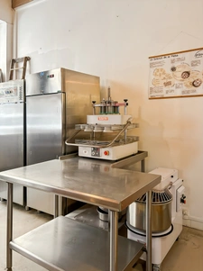 Dpt Rhône (69), à vendre LYON 1ER ARRONDISSEMENT EXCLUSIVITE Traiteur préparation de plats cuisinés et vente 36,4 m2