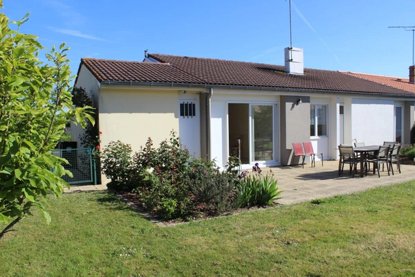 Maison à vendre  plain pied 5 pièces SAINT MACAIRE EN MAUGES (49)