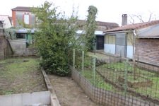 Maison à vendre 6 pièces 49) AVEC GRANGE DE 105M²