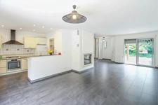 Maison individuelle de 124 m² - 6 pièces - Quartier Le Village à Jouy-le-Moutier (95280)