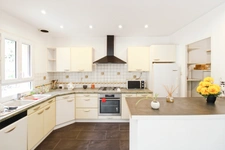 Maison individuelle de 124 m² - 6 pièces - Quartier Le Village à Jouy-le-Moutier (95280)