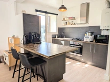 A vendre : appartement entièrement rénové à Quimper - toutes commodités à proximité