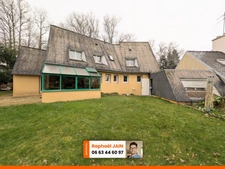 Maison d'architecte familiale - sous-sol complet - véranda - jardin clos