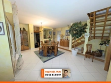Maison d'architecte familiale - sous-sol complet - véranda - jardin clos