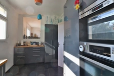 Dpt Hauts de Seine (92), for sale house P7 of 220 m² - Land of 520.00 m²