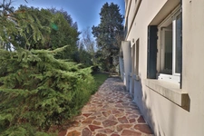 Dpt Hauts de Seine (92), for sale house P7 of 220 m² - Land of 520.00 m²