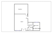 À découvrir à Lens, cet appartement T2 en rez-de-chaussée, idéal pour un premier achat, un investissement locatif ou un pied-à-terre.