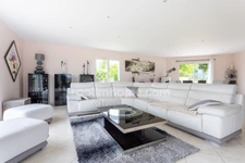 Villa sur sous-sol - 190 m² hab - 7 pièces à CREUZIER LE VIEUX (03)