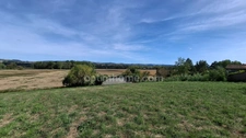 Maison à rénover 3 pièces sur terrain de 2600 m² avec atelier à Hauterive (03)
