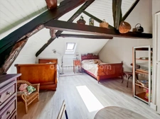 Propriété de charme 6 pièces avec piscine et dépendances à Espinasse-Vozelle (03)