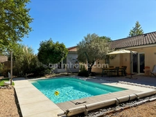 Maison de plain-pied 5 pièces + garage avec piscine à vendre à Charmeil, proche Vichy – 126 m² hab - (03)
