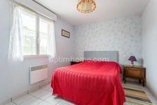 Maison individuelle plain pied 5 pièces avec piscine 