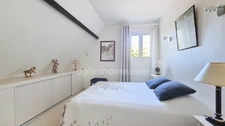 Maison traditionnelle 7 pièces sur sous-sol à SERBANNES (03)