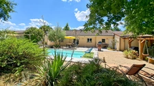 Maison de plain-pied 6 pièces + garage avec piscine à vendre à Charmeil, proche Vichy – 142 m² hab - (03)