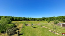 Ferme rénovée à vendre 6 pièces à Espinasse-Vozelle (03) – Propriété avec 1,7 ha de terrain, dépendances et hangar – Proche Vichy
