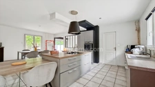 Maison de plain-pied 6 pièces + garage avec piscine à vendre à Charmeil, proche Vichy – 142 m² hab - (03)
