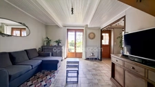 Ferme rénovée à vendre 6 pièces à Espinasse-Vozelle (03) – Propriété avec 1,7 ha de terrain, dépendances et hangar – Proche Vichy