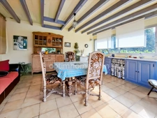 Propriété de charme 6 pièces avec piscine et dépendances à Espinasse-Vozelle (03)