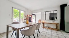 Maison de plain-pied 6 pièces + garage avec piscine à vendre à Charmeil, proche Vichy – 142 m² hab - (03)