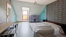Ferme rénovée à vendre 6 pièces à Espinasse-Vozelle (03) – Propriété avec 1,7 ha de terrain, dépendances et hangar – Proche Vichy