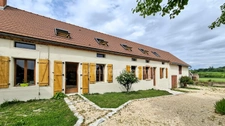 🏡 EXCLUSIVITÉ — Maison de caractère rénovée avec dépendances — Espinasse-Vozelle (03)