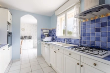 Maison individuelle plain pied 5 pièces avec piscine 