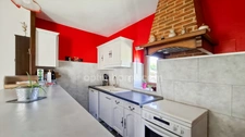 Ferme rénovée à vendre 6 pièces à Espinasse-Vozelle (03) – Propriété avec 1,7 ha de terrain, dépendances et hangar – Proche Vichy