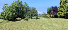 Maison de village 6 pièces avec dépendances sur terrain 2000 m²