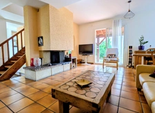 Maison à vendre 5 pièces  plus annexe BEGLES LA Raze (33)
