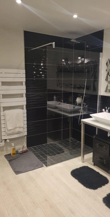 À VENDRE – Superbe loft rénové de 155 m² avec locaux commerciaux – Dieppe