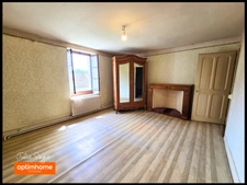 Maison à fort potentiel – 127m² évolutifs à 200m²,  annexe aménageable , vue Golf, proximité Genève