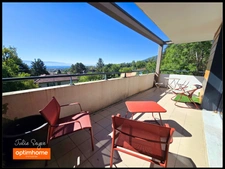 Appartement 3 chambres, terrasse vue Mont Blanc avec Garage fermé, cave et parking