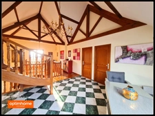 Magnifique maison de 168 m² avec 4 chambres et grande mezzanine, garage sur un terrain de 868 m²