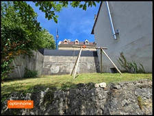 Maison familiale - 8 chambres, parking, terrasse et jardin – Centre de Gex