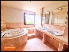 Magnifique maison de 168 m² avec 4 chambres et grande mezzanine, garage sur un terrain de 868 m²