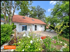 Maison individuelle Cessy - 1100m² de terrain, sous-sol complet – 2 chambres, bureau et espace mezzanine – Quartier Tutegny