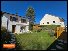 Maison de 130 m² avec 4 chambres, bureau, garage et jardin à Segny 